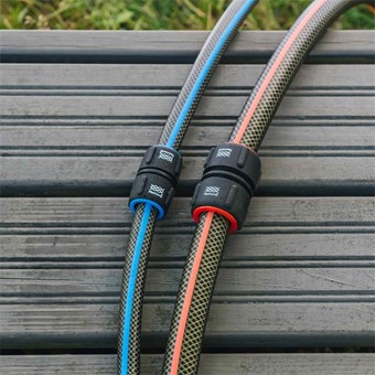 Opravná spojka FiberComp na hadice 1/2" - 5/8" Fiskars