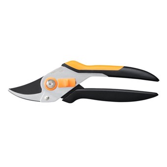 Nůžky zahradní dvoubřité Fiskars Solid  P3531