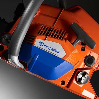 Husqvarna 543 XP® 15" - motorová pila profi