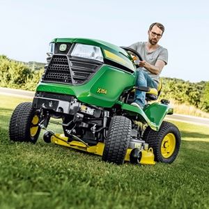 John Deere X354 + žú 42M - zahradní traktor 4WS